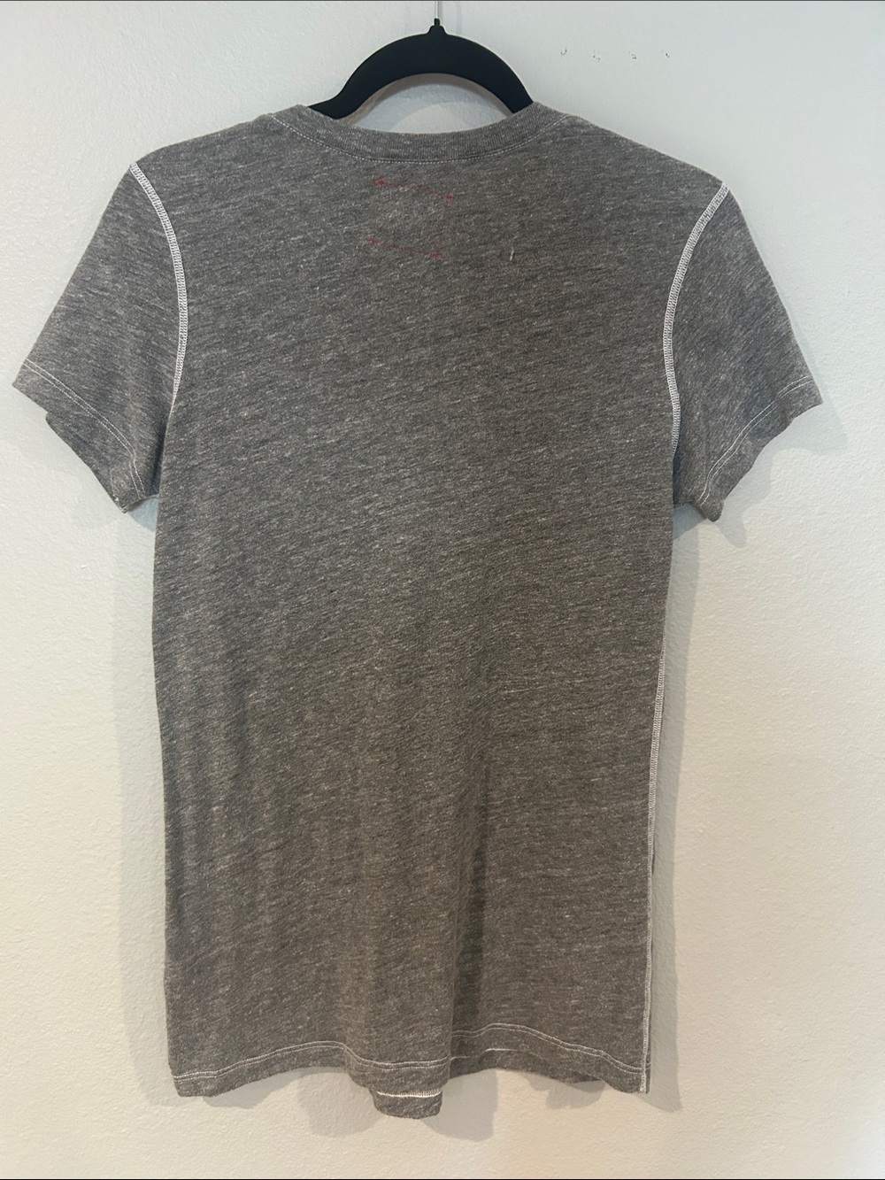 Anthropologie soft Gray V-Neck Women's Top Size L - Picture 2 of 4